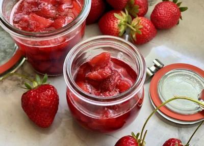 2 طرز تهیه کمپوت توت فرنگی با ماندگاری طولانی 2 طرز تهیه کمپوت توت فرنگی با ماندگاری طولانی